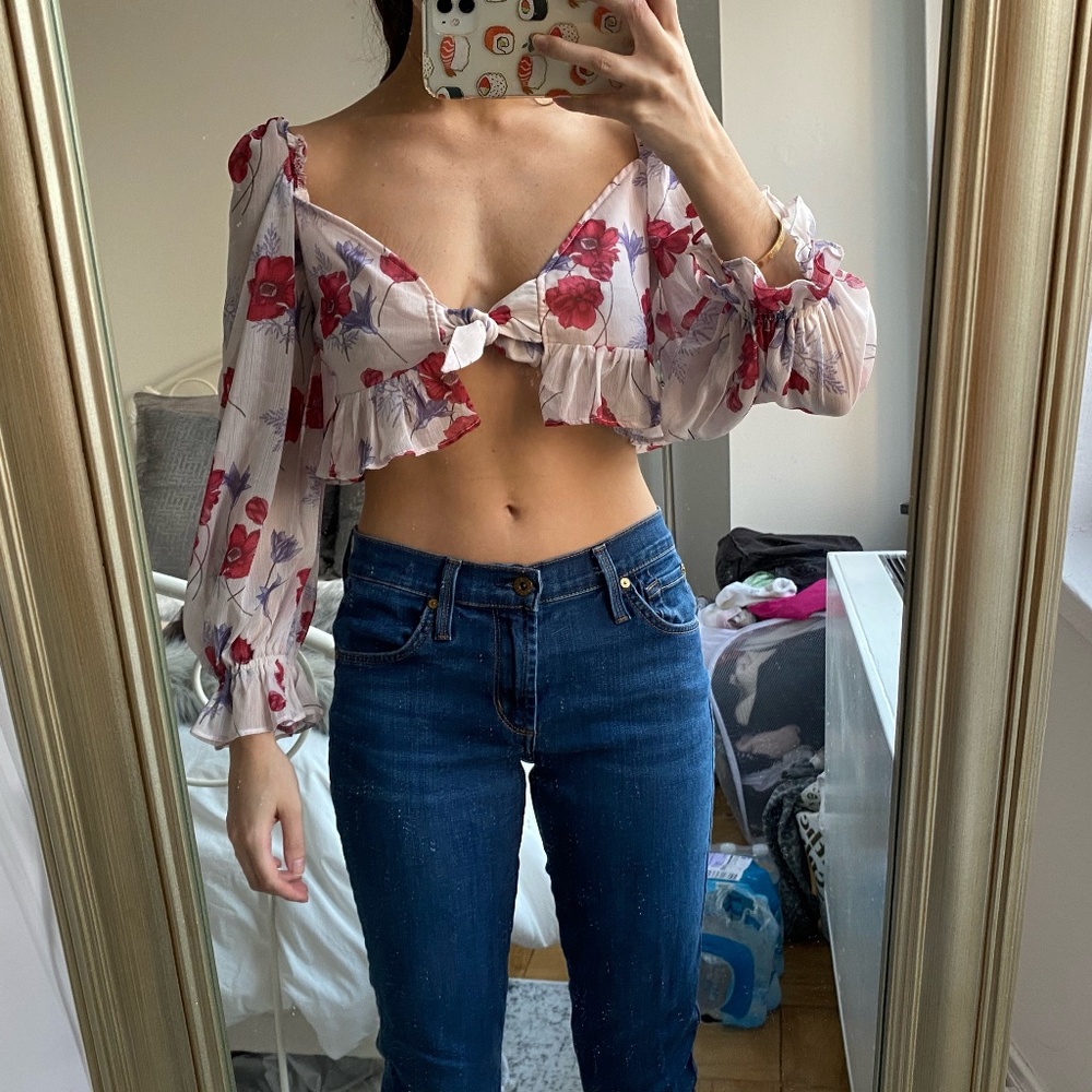 ENDLESS ROSE FLORAL CROP TOP
